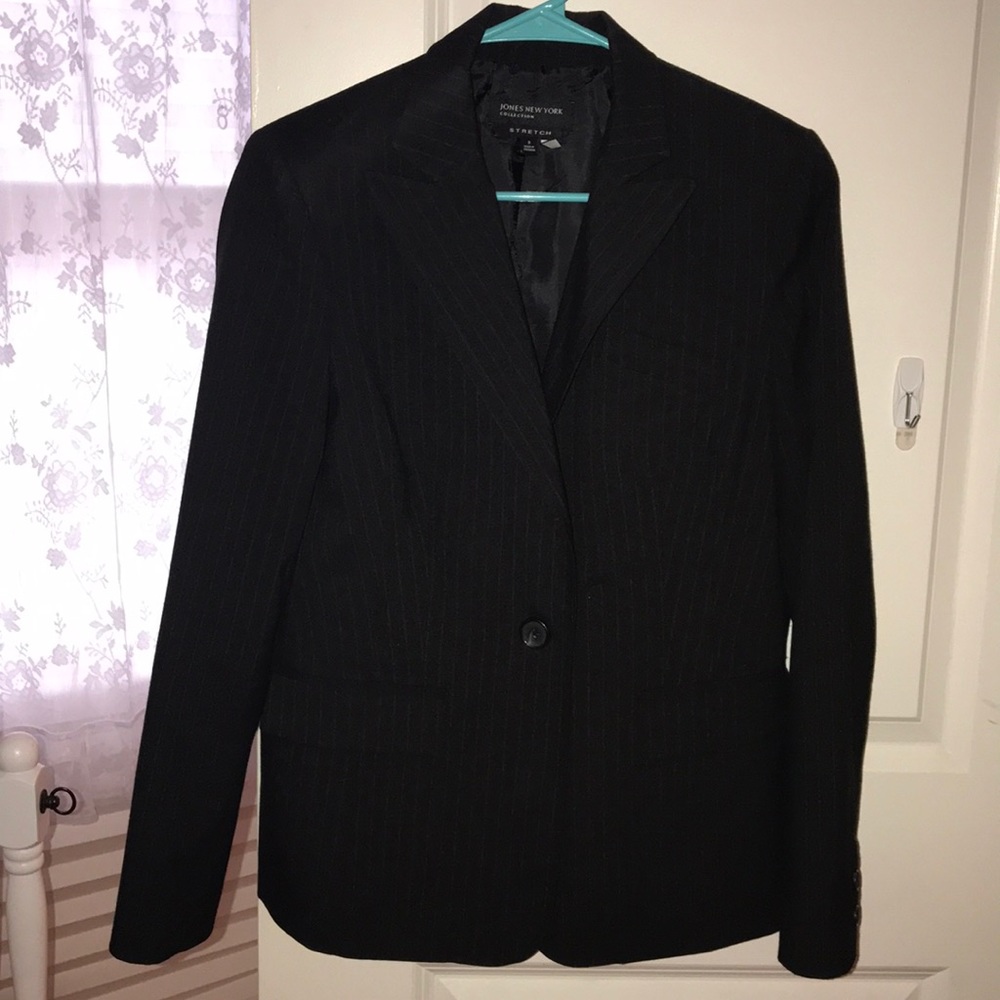 Jones New York women’s suit jacket, EUC!